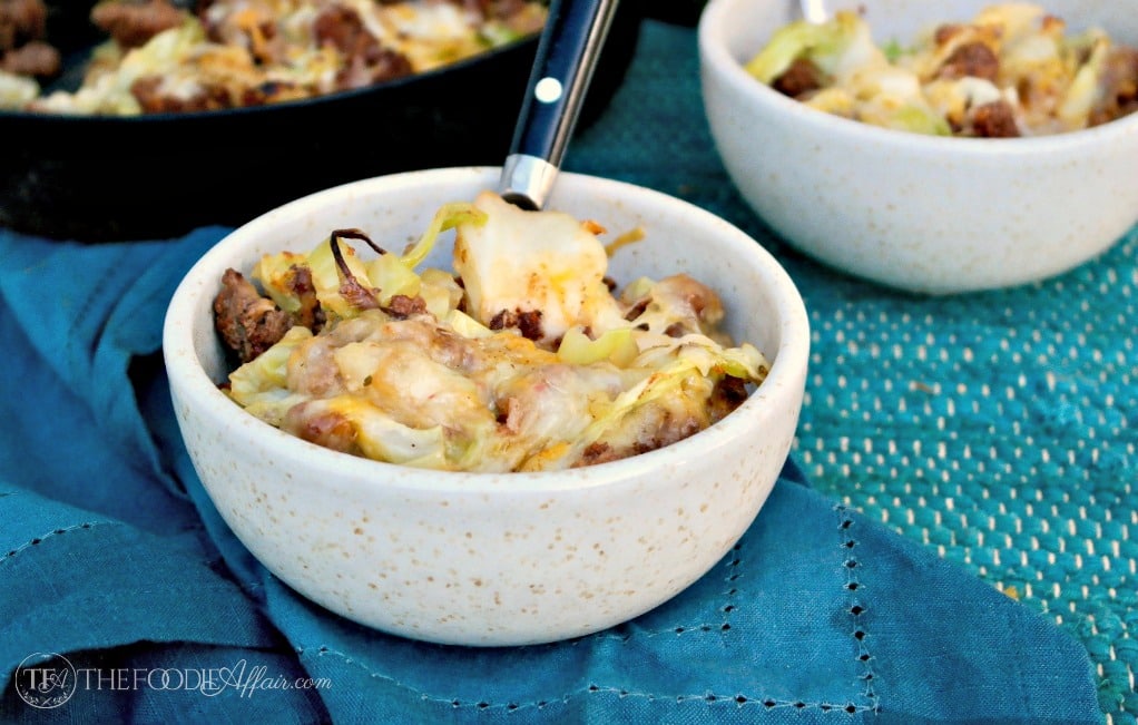 Tex Mex cabbage beef skillet is a quick low carb 30 minute meal! #Skillet #LowCarb #Keto #Beef | www.thefoodieaffair.com