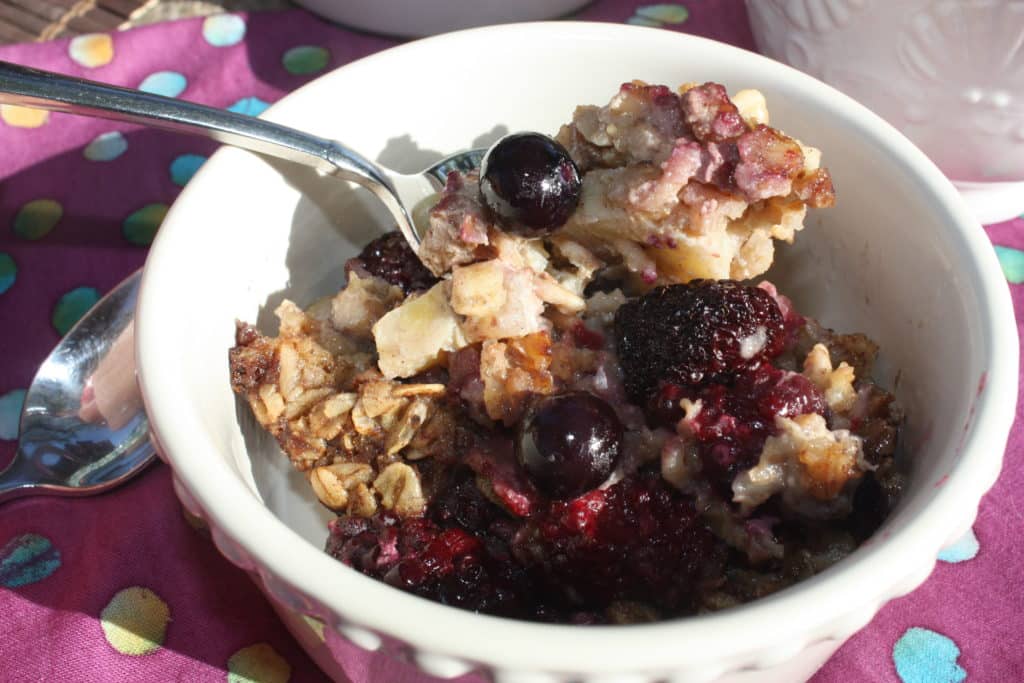 Baked-Oatmeal-mixed-berries-banana-gluten-free
