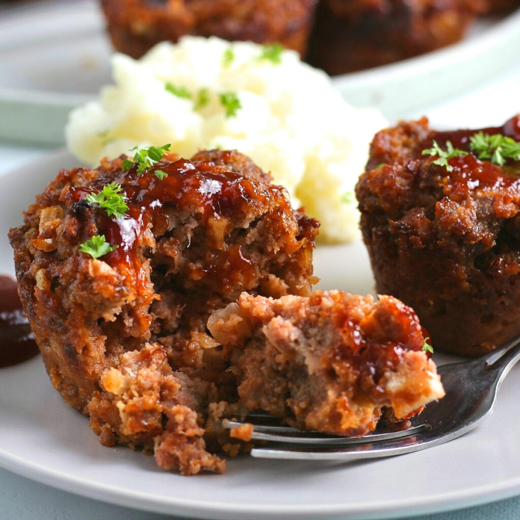 Try this easy meatloaf recipe that can have dinner ready in just 30 minutes for a comforting family meal.