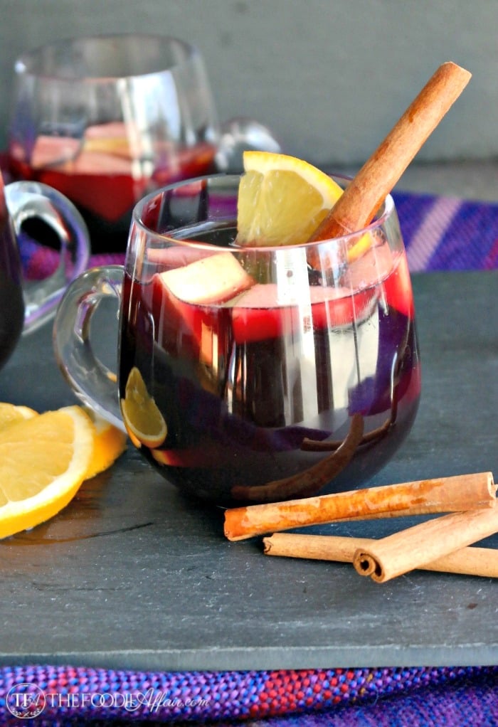 Slow Cooker Winter Sangria for easy entertaining #sangria #winter #slowcooker #redwine | thefoodieaffair.com