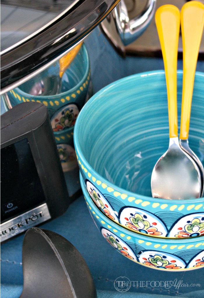 teal bows and spoons for Mexican pinto beans crock pot